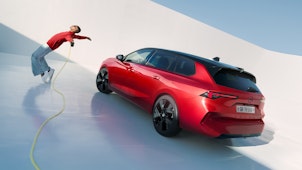 Nouvelle Opel Astra Sports Tourer: électrisante et innovante