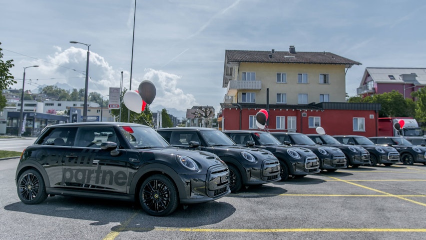 30 Elektroautos für Cerutti Partner