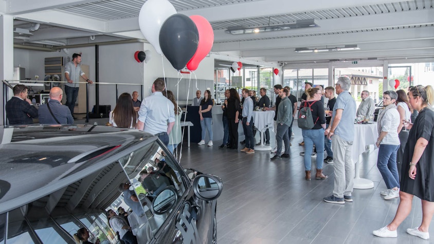 30 Elektroautos für Cerutti Partner