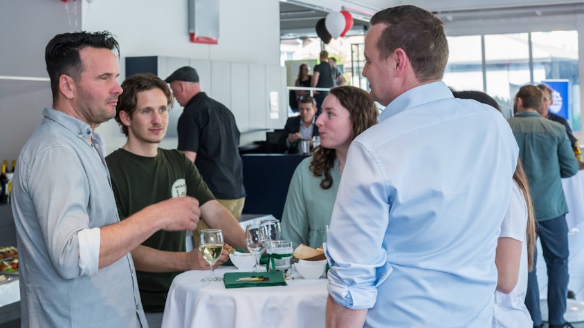 30 Elektroautos für Cerutti Partner