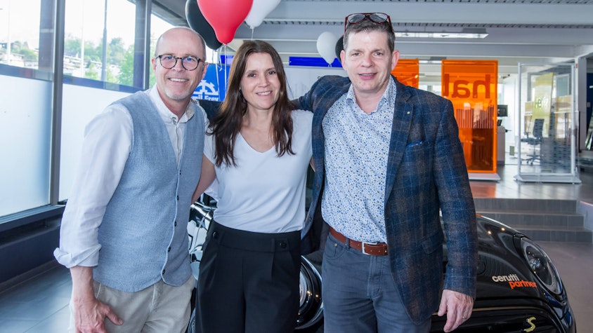 30 Elektroautos für Cerutti Partner