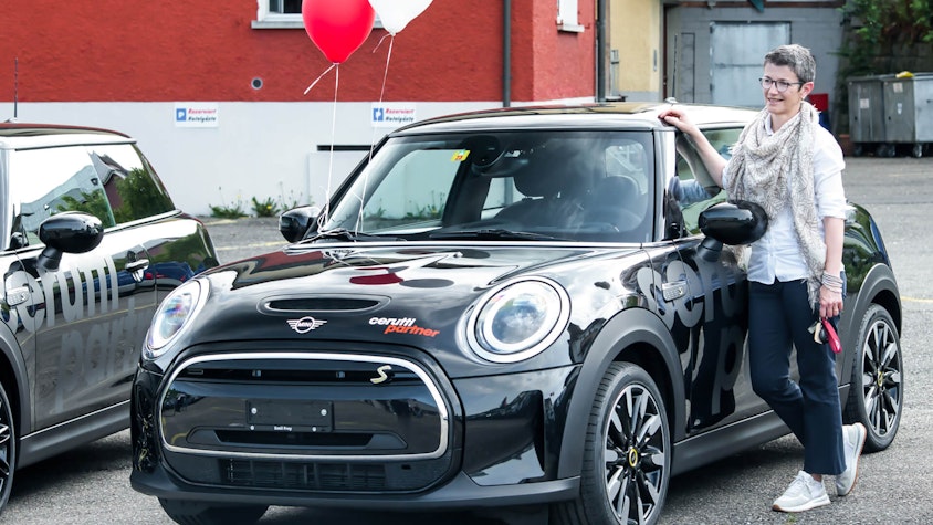 30 Elektroautos für Cerutti Partner