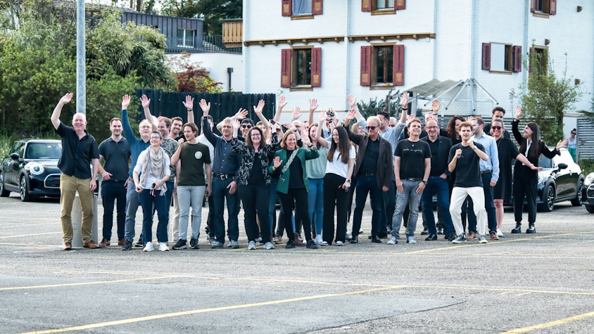 30 Elektroautos für Cerutti Partner