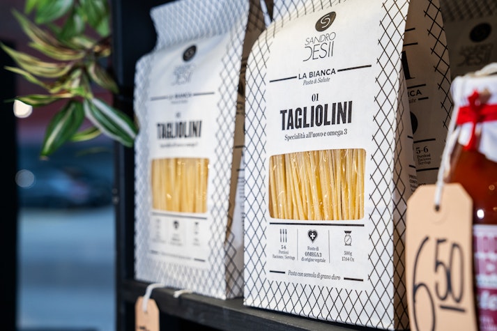 MINI trifft auf grosse Weine – unser neuer Popup Store in Wetzikon!